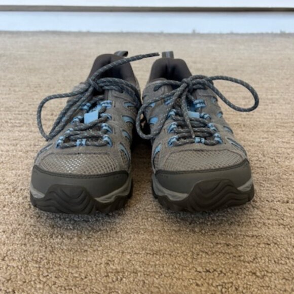 Merrell Women's Moab 3 Hiking Shoes in Perfect Condition - Picture 3 of 7